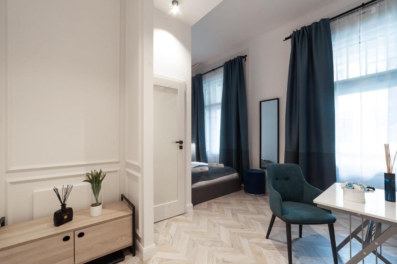 Catalog Boutique Rooms 德布勒森 外观 照片